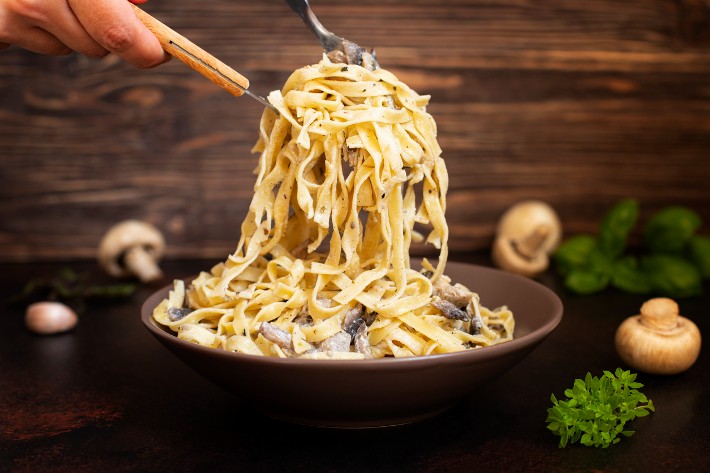 OXO SteeL Spaghetti Server - iQ living