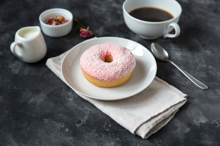 https://www.cuisineathome.com/review/wp-content/uploads/2022/03/Best-Donut-Maker-CuisineMagazine.jpg