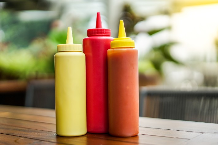 condiment containers with lids condiment squeeze bottles Ketchup