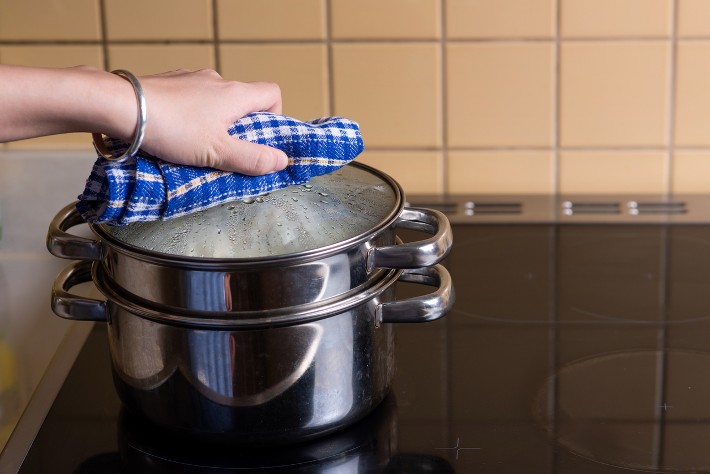 Do You Need A Steamer Pot To Properly Steam Food?