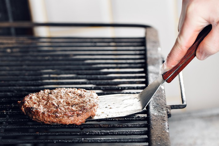 The Best Grill Spatulas Reviewed in 2024 - [Buying Guide]