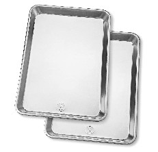  Wilton Performance Pans Jelly Roll Pan - Bake Sponge Cake for  Jelly Roll Cakes or Make Cookies, Cookie Bars and Pizza, Aluminum, 10.5 x  15.5-Inch: Baking Sheets: Home & Kitchen