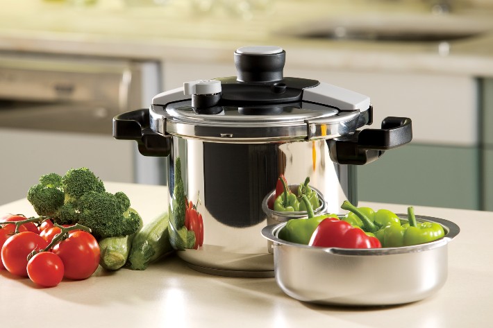 https://www.cuisineathome.com/review/wp-content/uploads/2022/11/pressure-cooker-cuisine.jpg