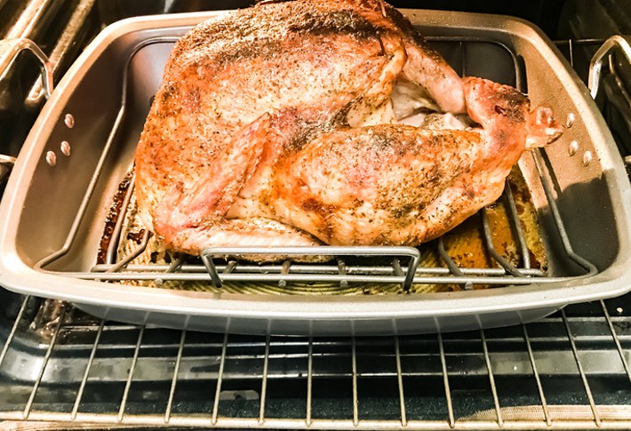 https://www.cuisineathome.com/review/wp-content/uploads/2023/05/turkey-roasting-rack-cuisine.jpg